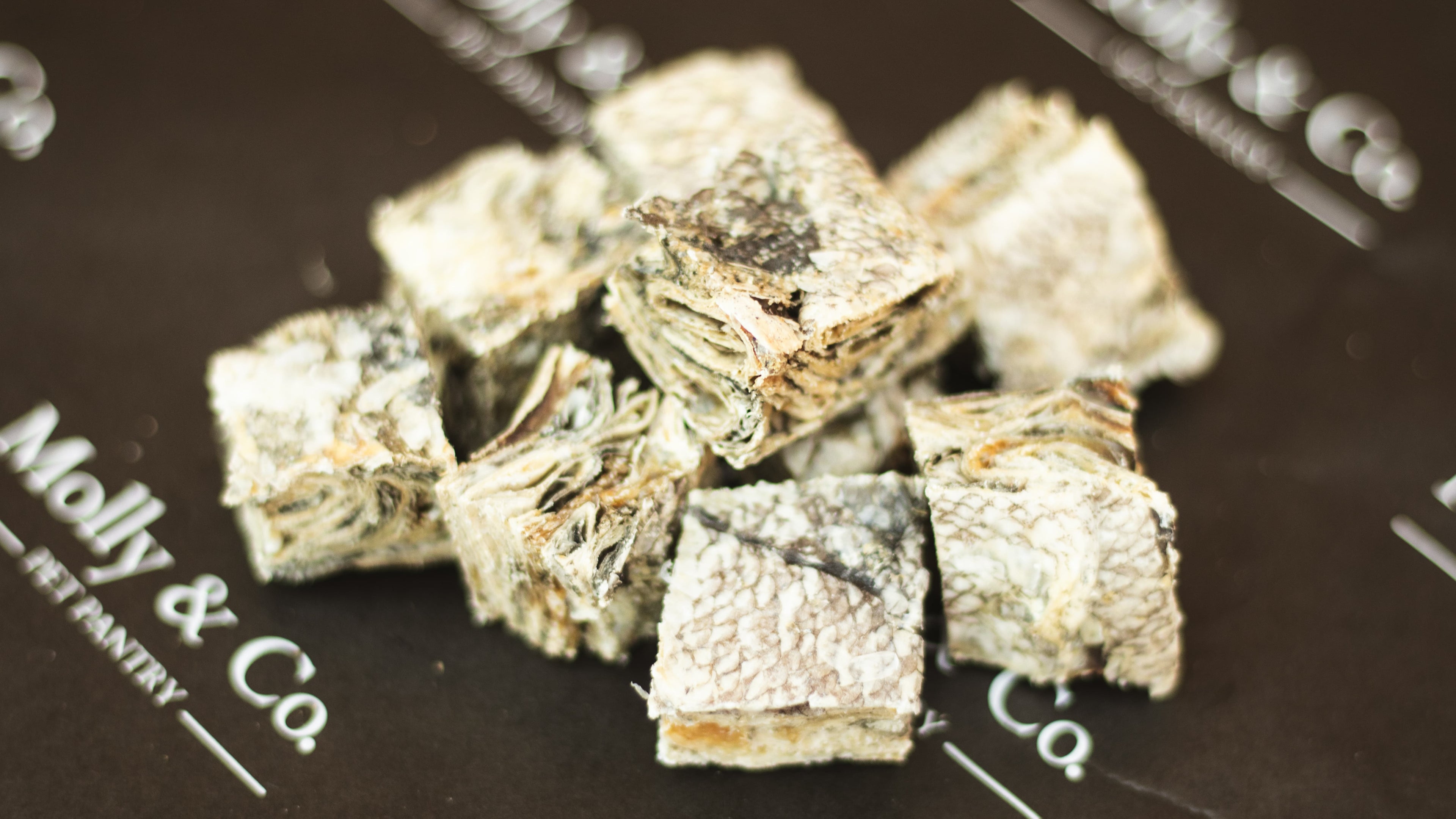 Fish Skin Cubes 50g